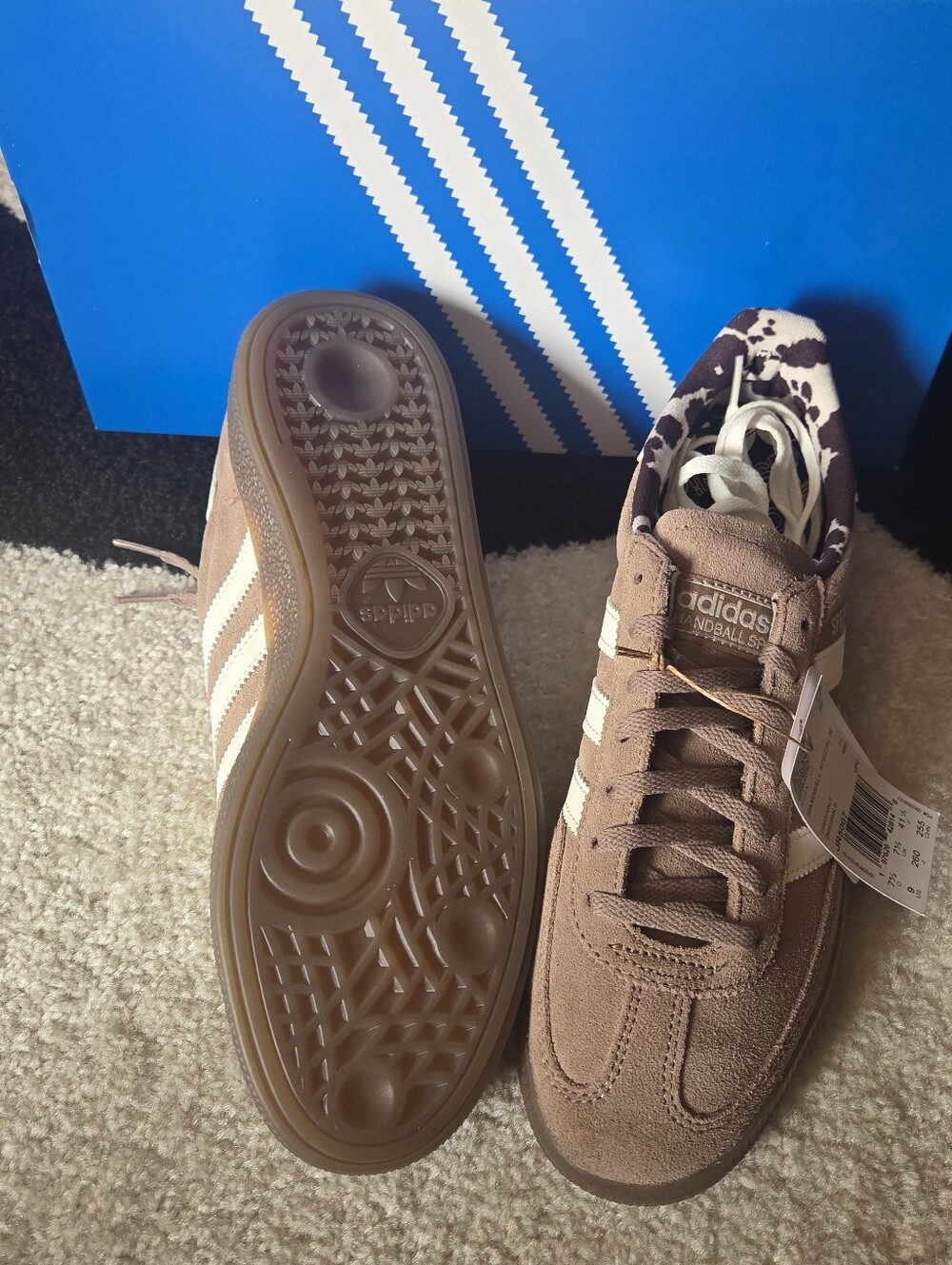 NWT | Sz 9.5 | adidas Spezial Suede Sneakers in Taupe and White - Picture 4 of 7